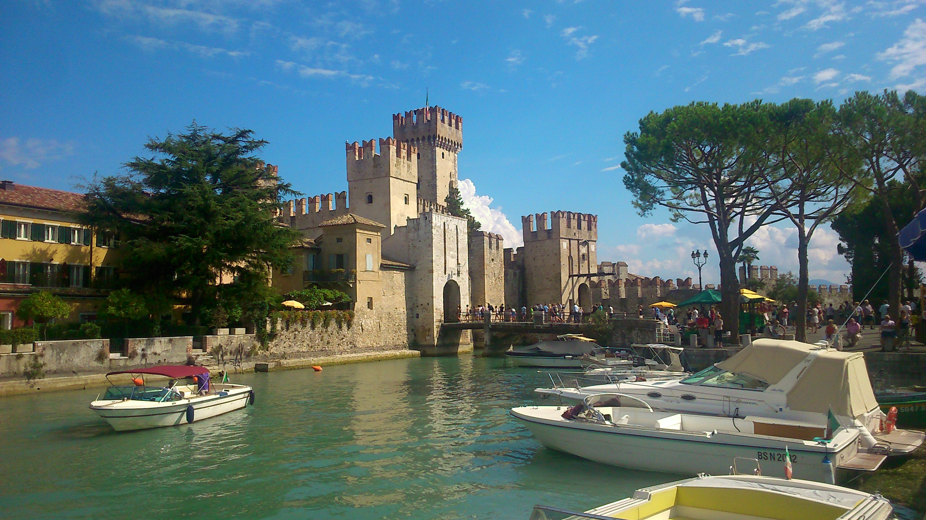 Découverte des Grands Lacs Italiens : Itinéraire Incontournable